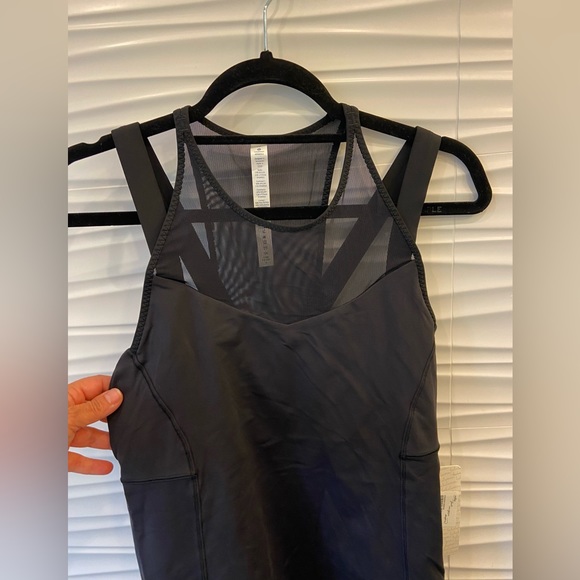 NWT RARE Athletic Athleisure Lululemon Running In The City Tank Size 10 - Picture 7 of 14